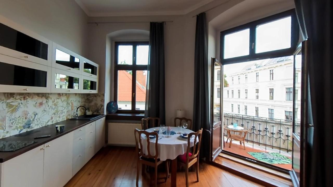 Astronomiczny Apartament , Mieszkanie 2 Pokojowe. Parking. Stary Toruń Exterior foto